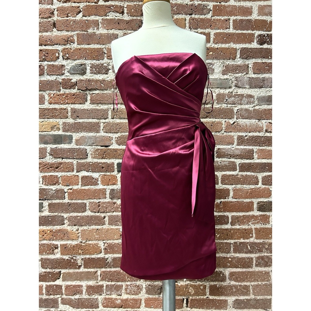 WHBM White House Black Market Strapless Dynasty Satin Bow Dress Size 2 Red NWT